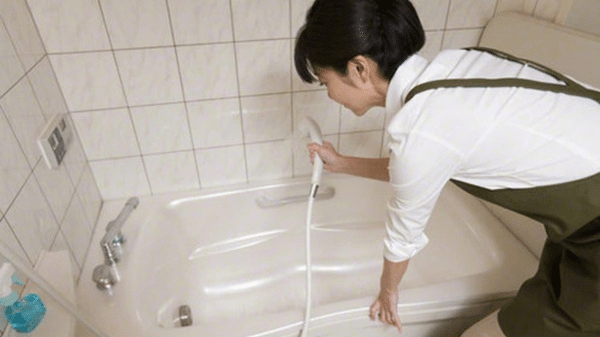 Hình ảnh Cách thông lỗ thoát nước bồn tắm đơn giản tại nhà - Tủ Chậu Lavabo S+ Luxury