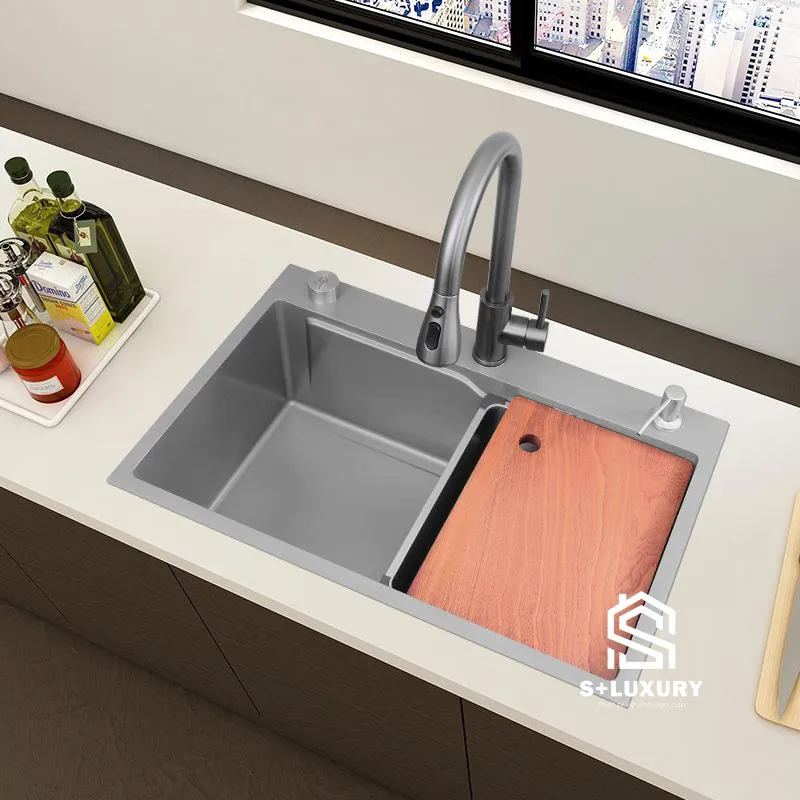 Hình ảnh thực tế chậu bếp 1 hộc chống bám dính cao cấp CH01 trong không gian bếp hiện đại